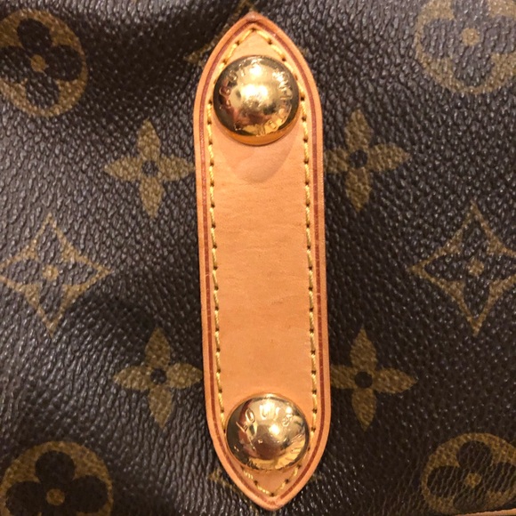 Additional Pics of Louis Vuitton Galliera PM - Picture 4 of 16